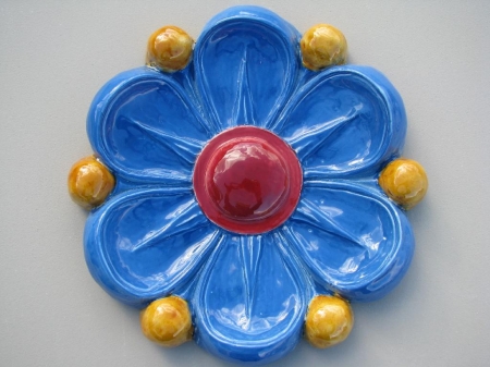Fleur de facade en ceramique metope diam 28 cm IMG_3340